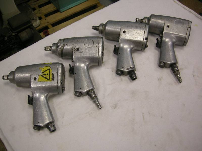 lot 24 image: 4-Florida Pneumatic 12 Impacts