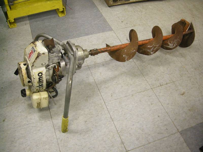 lot 37 image: Eskimo Auger