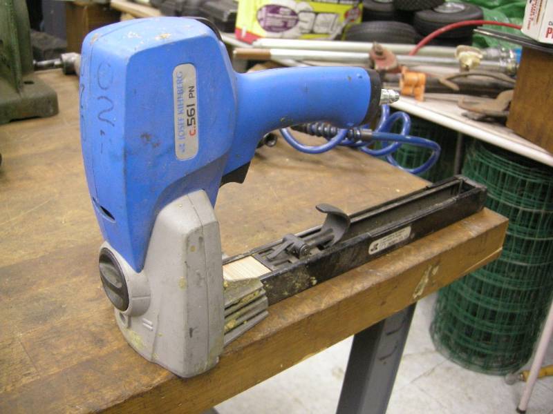 lot 61 image: Josef Kihlberg Pneumatic Carton Stapler