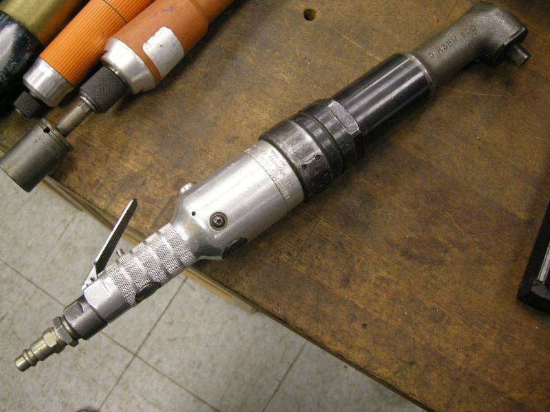 lot 63 image: IR Ingersoll Rand 12 Right Angle Impact Driver