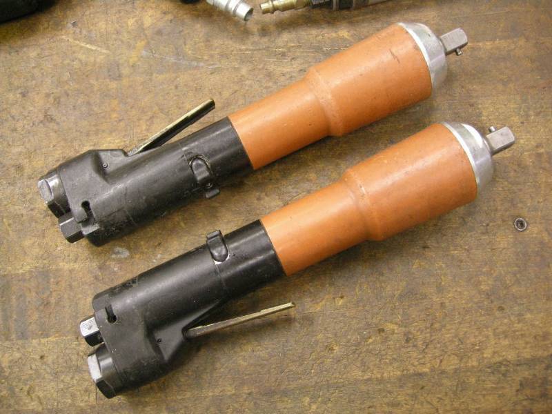 lot 69 image: 2 Gardner-Denver 12 dr Air Ratchets