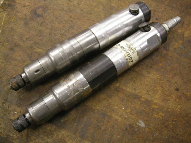 lot 76 image: 2 Cleco 14 Hex Drivers
