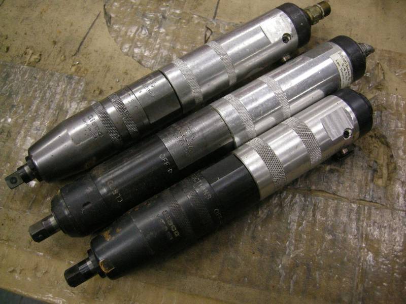 lot 81 image: 3 Cleco 38 Inline Ratchet Drivers