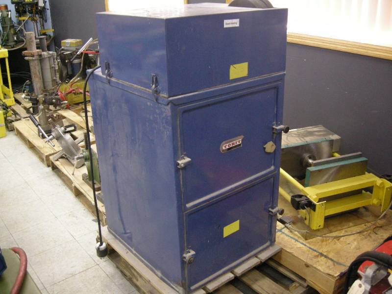 lot 120 image: Torit Dust Collector Cabinet
