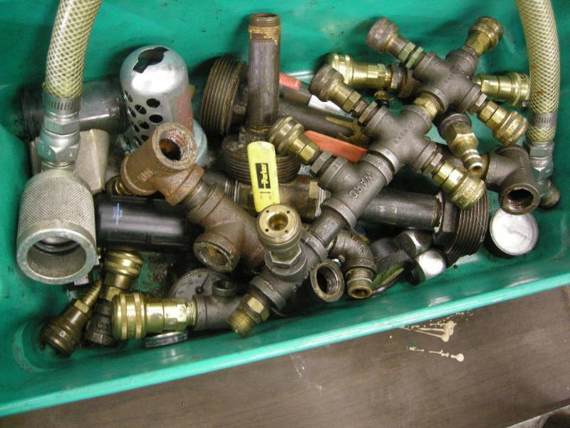 lot 124 image: 12 Air System Fittings, Piping, Valves