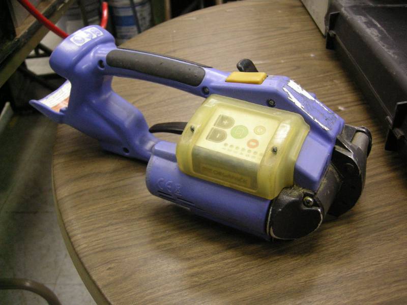 lot 144 image: Orgapack Stapling Tool