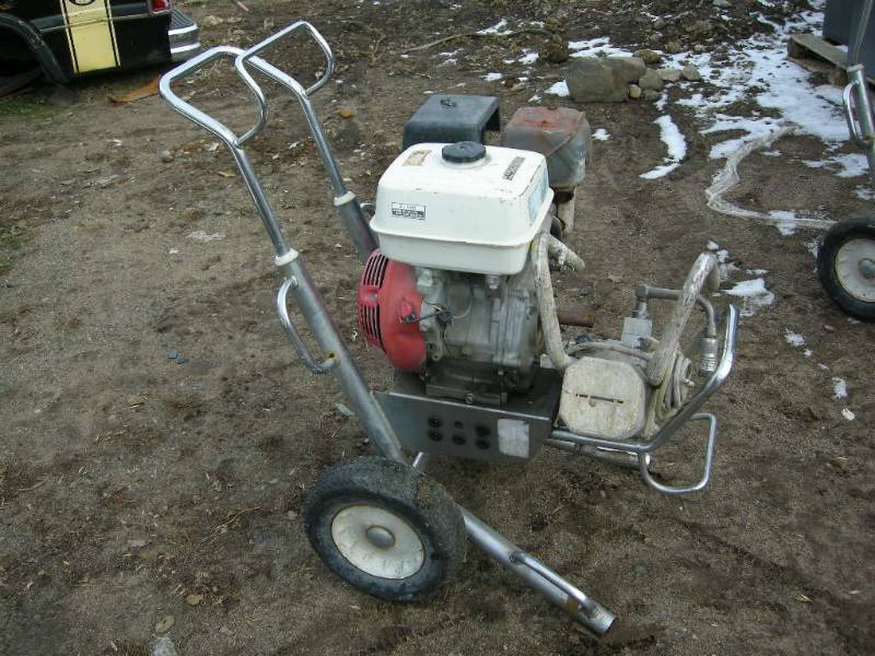 lot 161 image: Honda GX390 Engine on Sprayer Stand