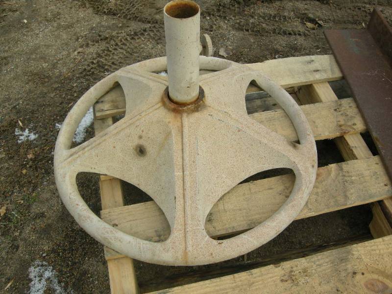 lot 170 image: Cast Stand Base