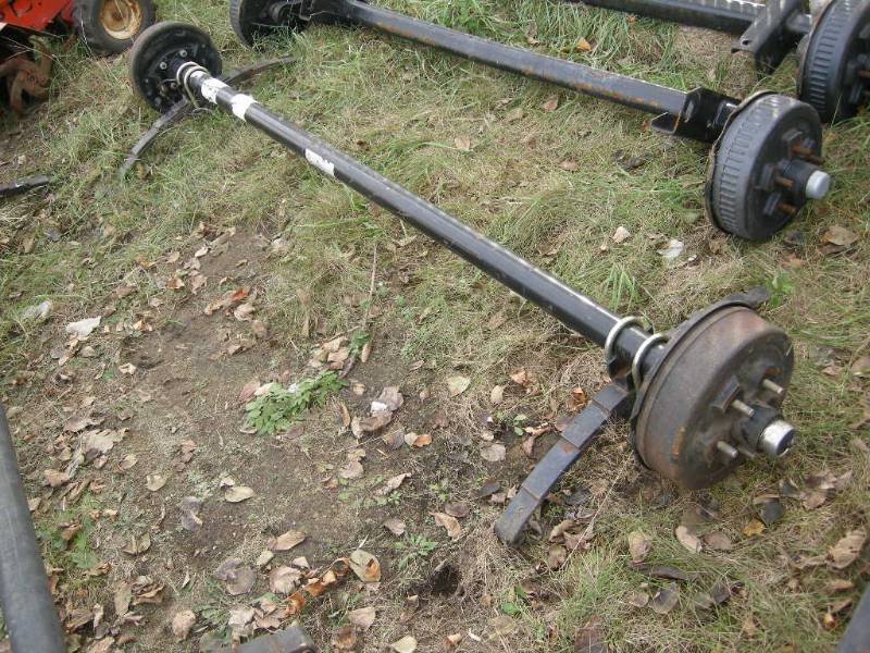 lot 176 image: Lci 3500lb Trailer Axle