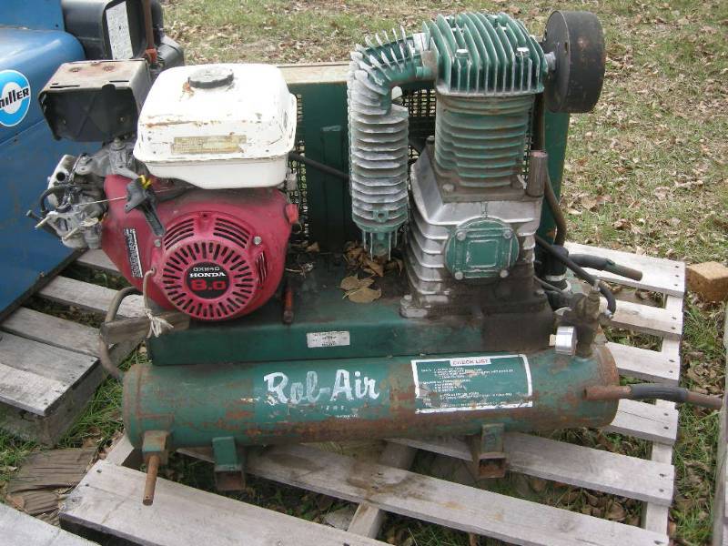 lot 189 image: Rol-Air Compressor with Honda GX240