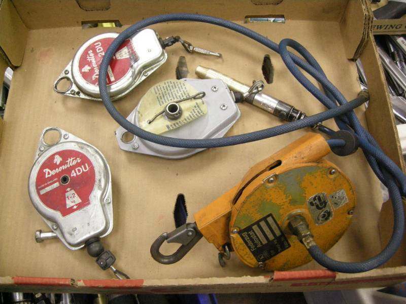 lot 234 image: 4 Tool Balancers