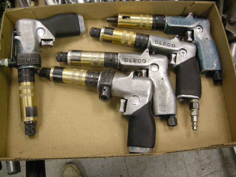 lot 235 image: 5 Cleco Pistol Grip Pneumatic Screw-Nut Drivers