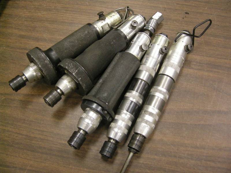 lot 256 image: 5 Ingersoll Rand In-Line Nut Runners