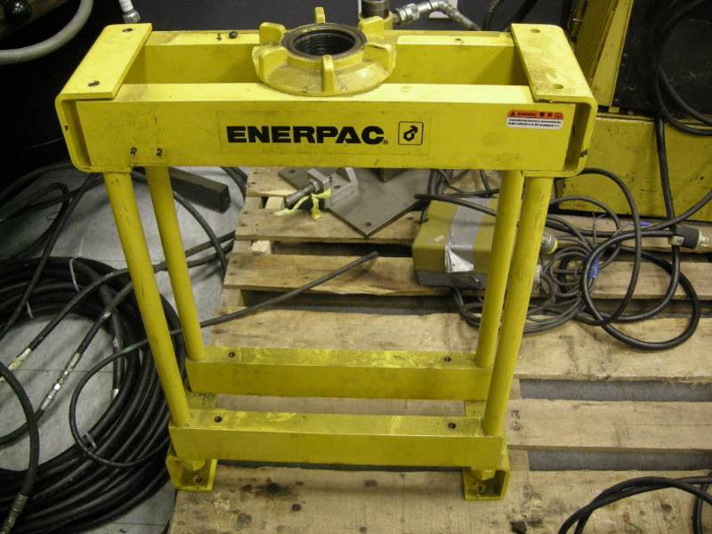 lot 273 image: Enerpac 10 Ton H-Press