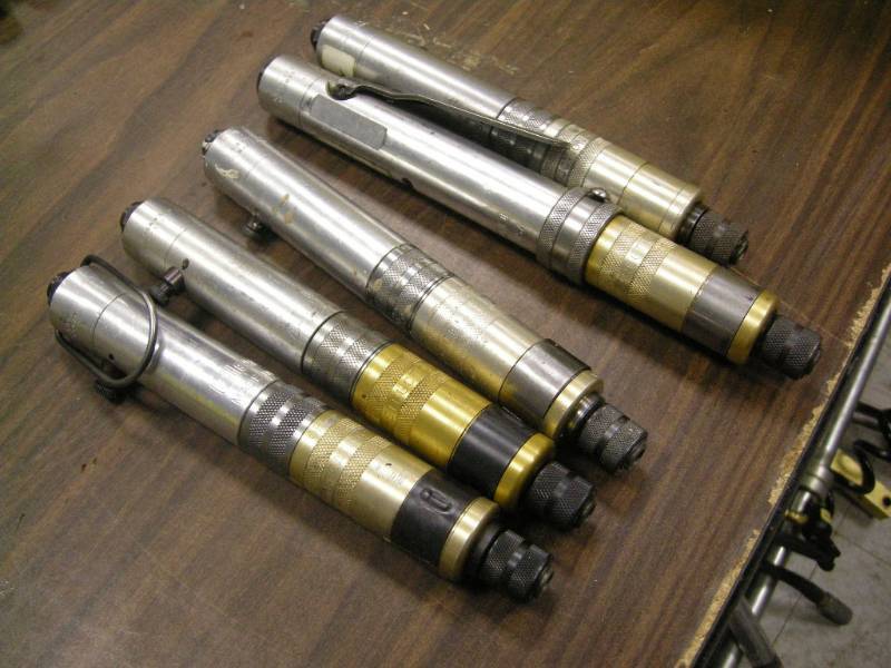 lot 297 image: 5 Cleco Pneumatic In-line ScrewDrivers