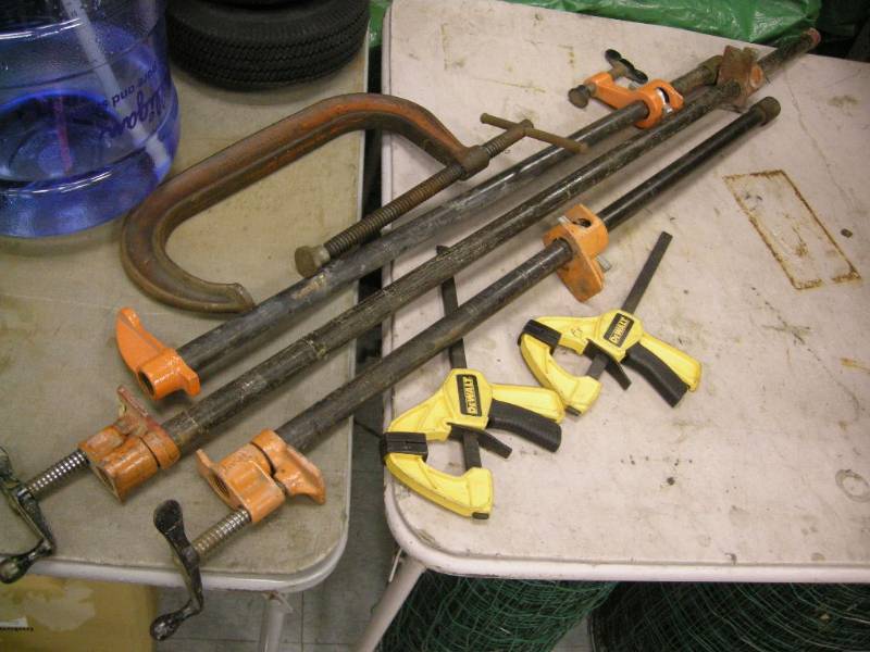 lot 324 image: Clamps