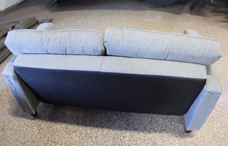 lot 0005 image: Gray Tri-Fold RV Sleeper Sofa