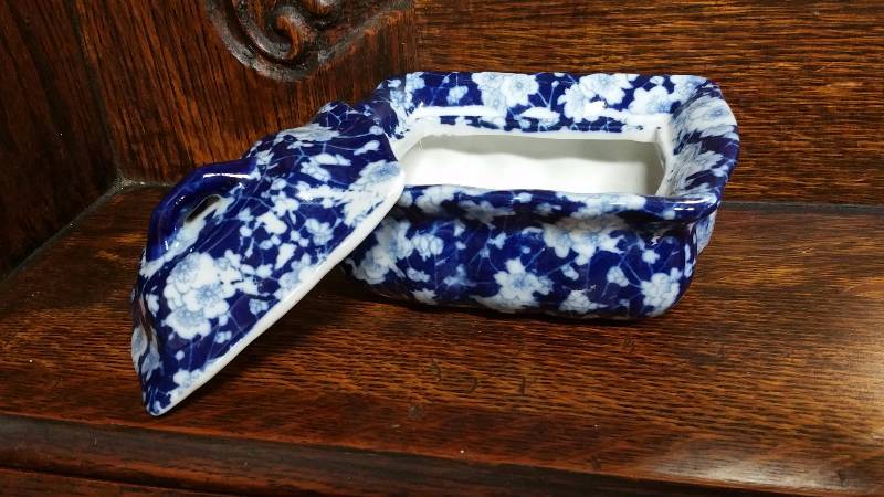 WWR & Co Blue & White Butter Dish