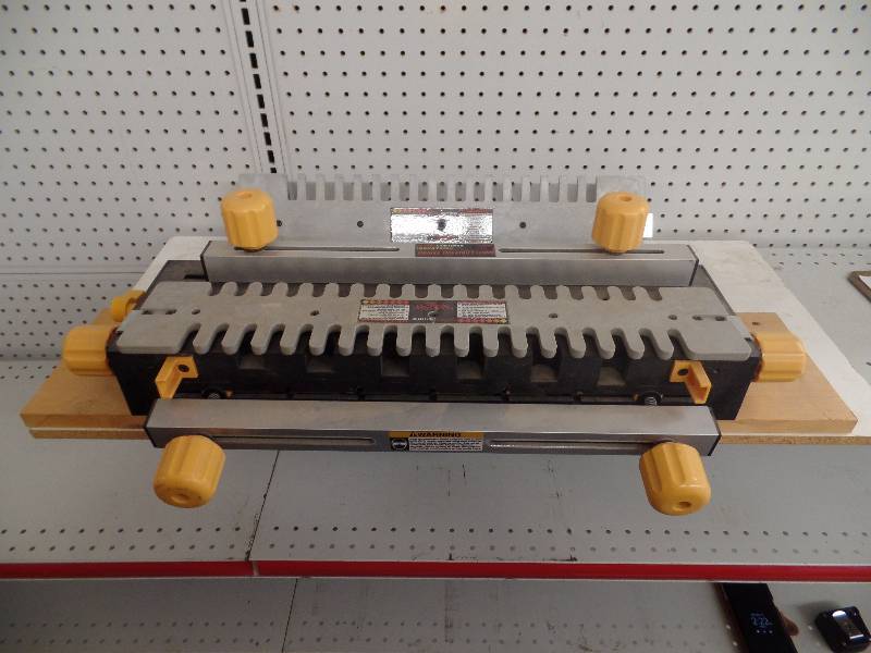 Craftsman Industrial Deluxe Dove Tail Machine