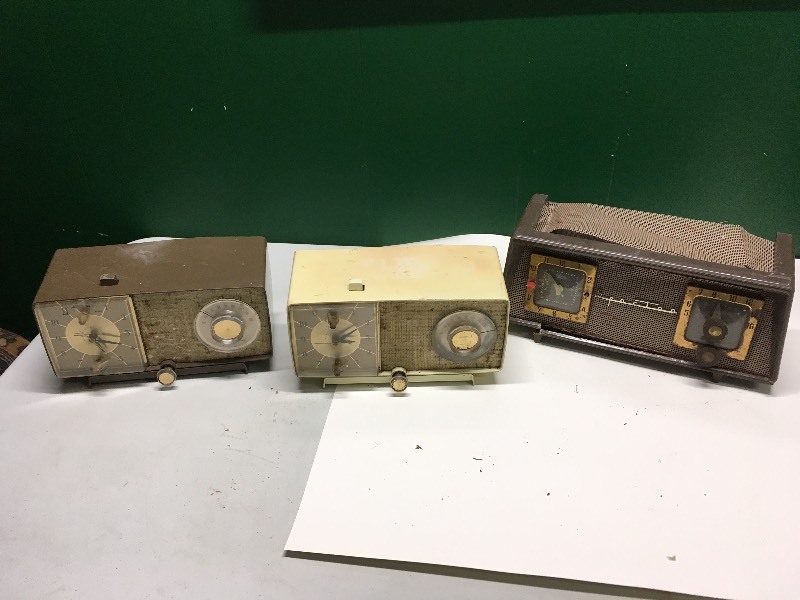 3 Vintage Clock Radios
