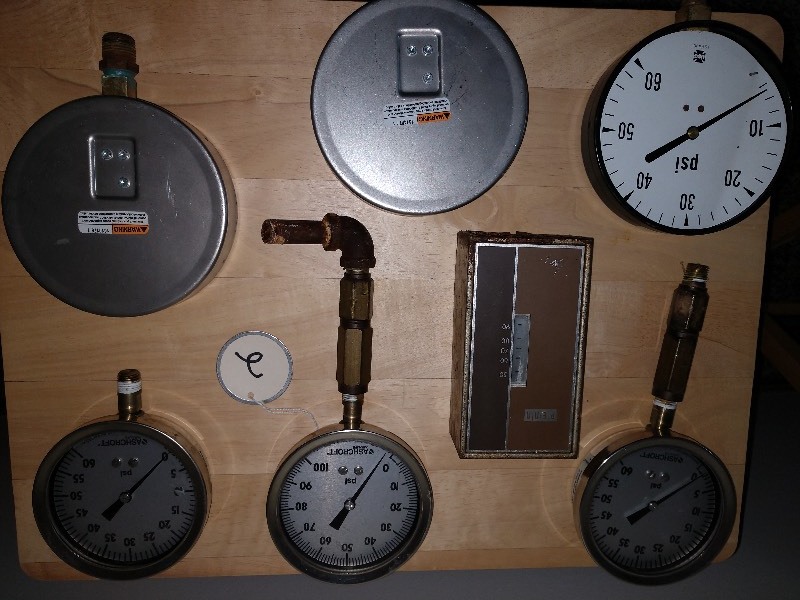 lot 2 image: Vintage Stainless Steel Pressure Gauges