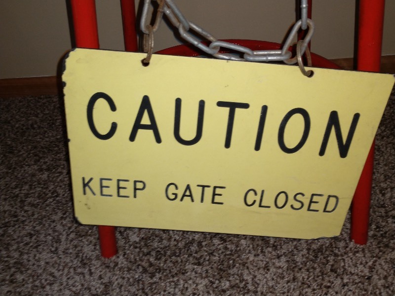 lot 25 image: Vintage Stool, Toolbox and Caution Sign