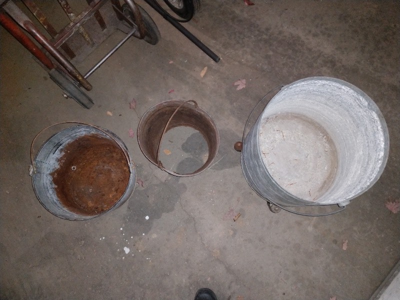 lot 152 image: Galvanized Buckets (2) and Mop Bucket