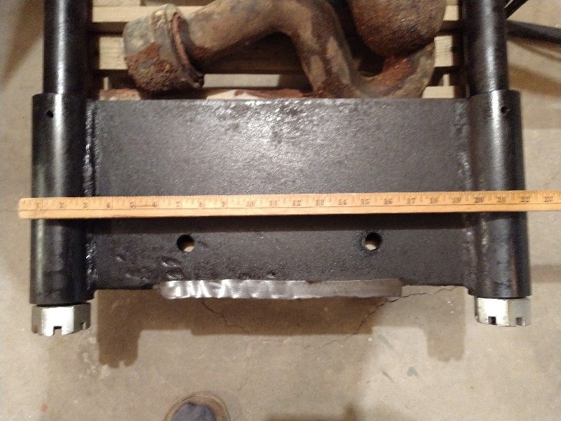 lot 163 image: Guillotine Shear, Cast Iron Drain and Ornate Steel