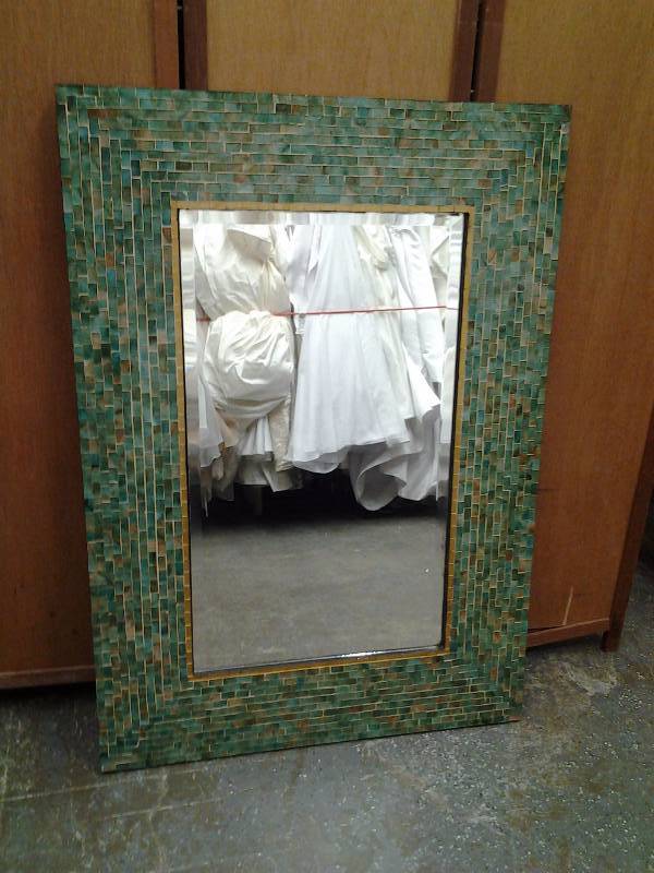 lot 10 image: Unique Mosaic Mirror - 30x42