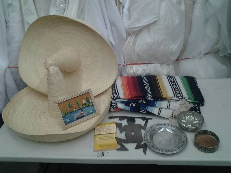 lot 43 image: 2-Sombreros, Mexican Blanket, Related Decor