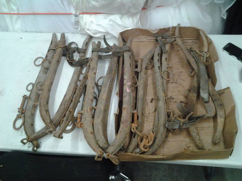 lot 56 image: Lot Of Assorted Horse Hames