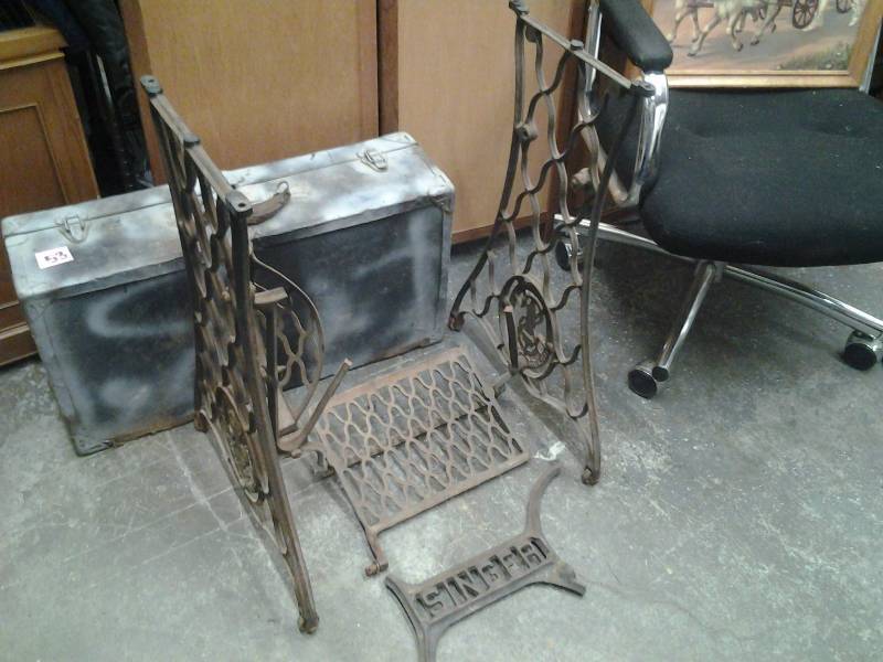 lot 63 image: Treadle Sewing Machine Base