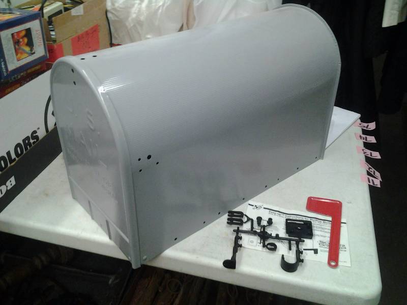 lot 71 image: New Large Rural Mail Box