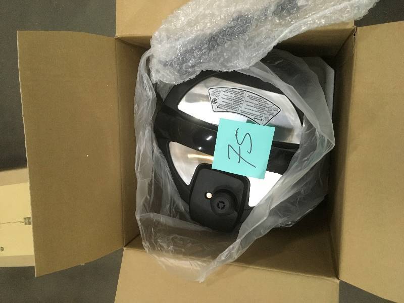 lot 75 image: Magic Chef 6 Qt. All-In-One Multi Cooker - Open Box