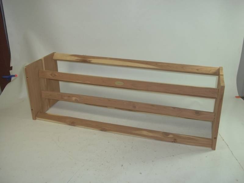 lot 5 image: Pair of stalking shoe Racks