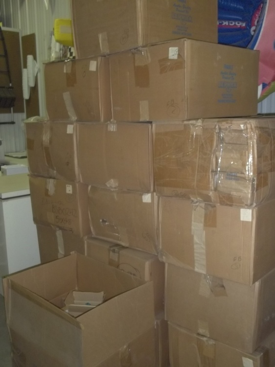 lot 9 image: 16 Cases of Bowes