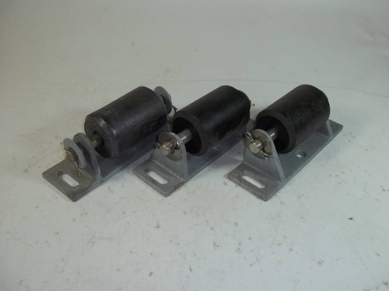 lot 39 image: 3 heavy duty roller