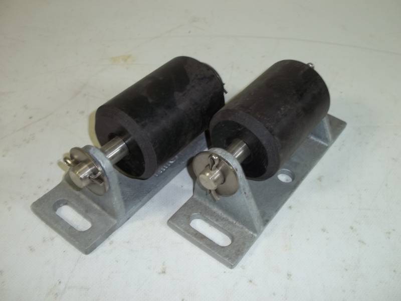 lot 40 image: 2 heavy duty roller