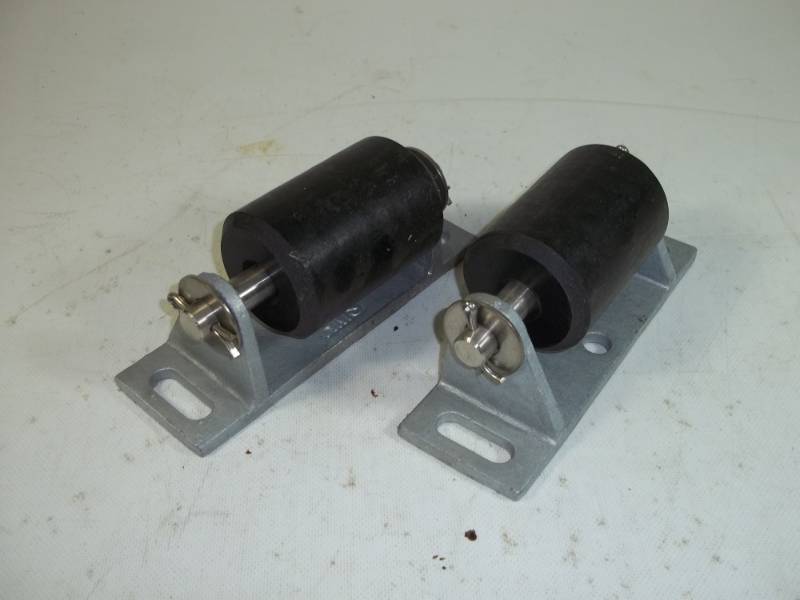 lot 41 image: 2 heavy duty roller