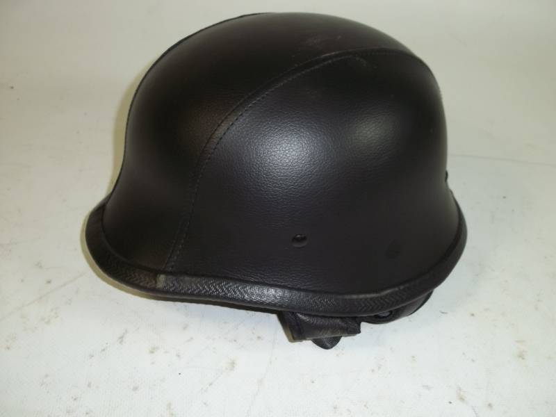 lot 51 image: XL Helmet