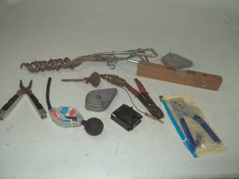 lot 77 image: Assorted Tools