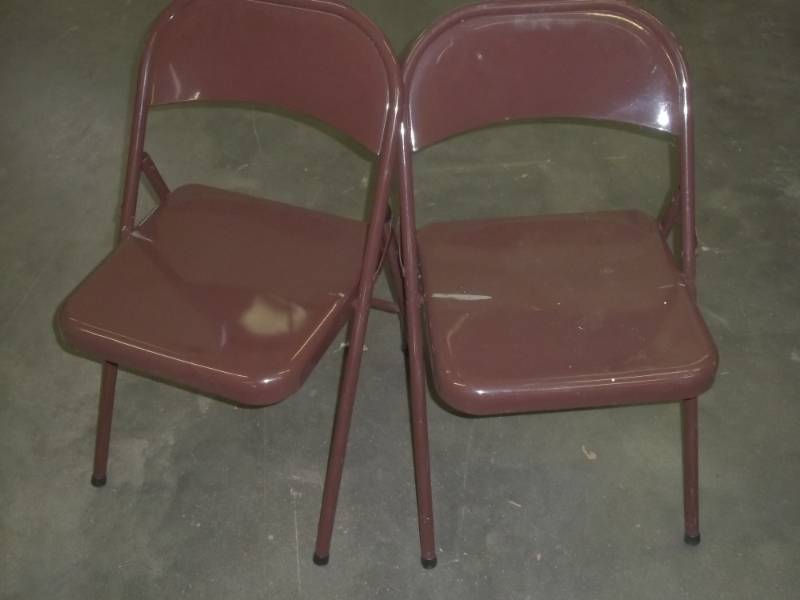 lot 105 image: Pair of metal folding Chairs