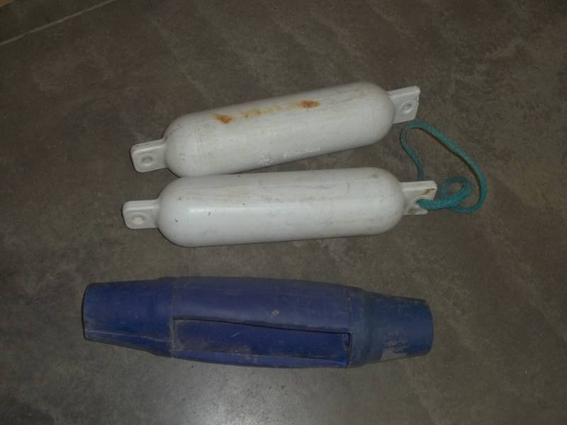 lot 118 image: 2 Boat Bumpers and 1 Dock Bumper