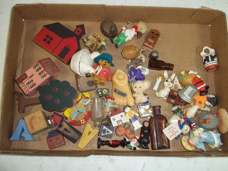 lot 138 image: 53 Mini Items