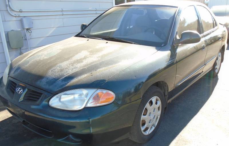 2000 Hyundai Elantra Low Miles No Reserve