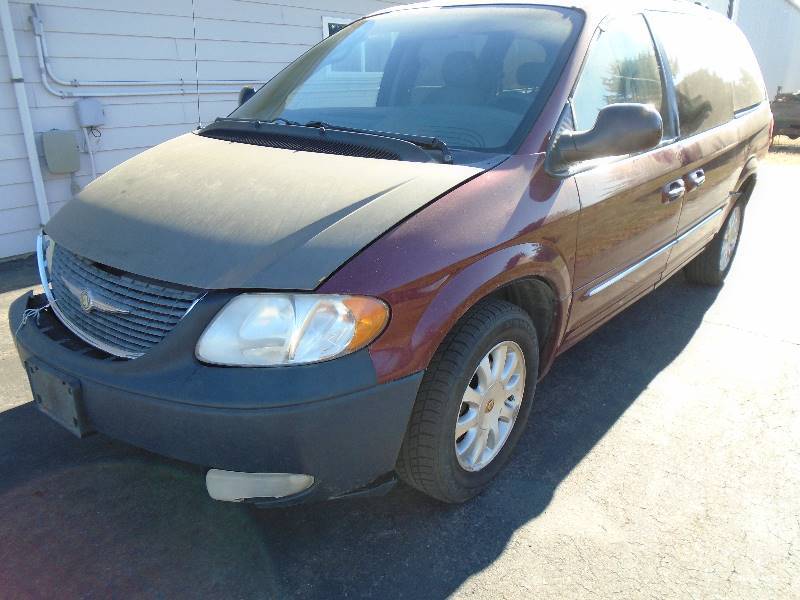 2001 Chrysler Town & Country No Reserve