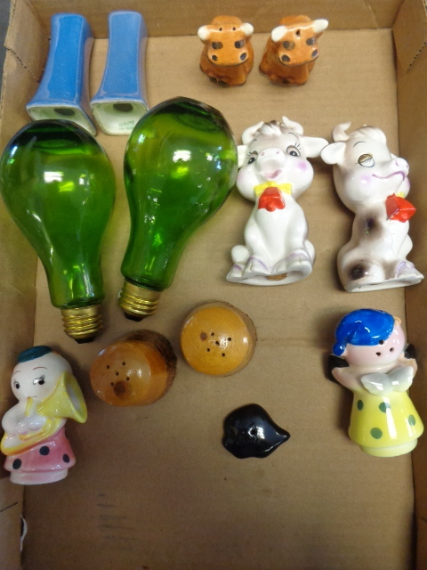 lot 58 image: Salt and Pepper Shakers