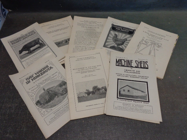 lot 79 image: Vintage University of Minnesota Bulletins