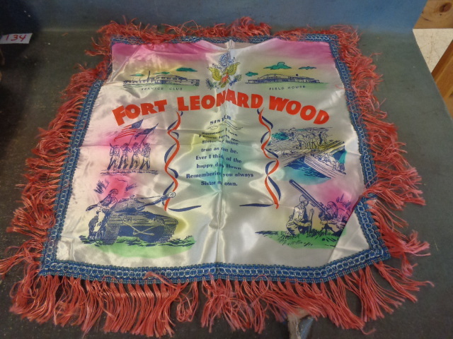lot 92 image: Military Memorabilia