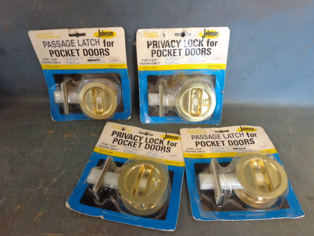 lot 125 image: Hardware